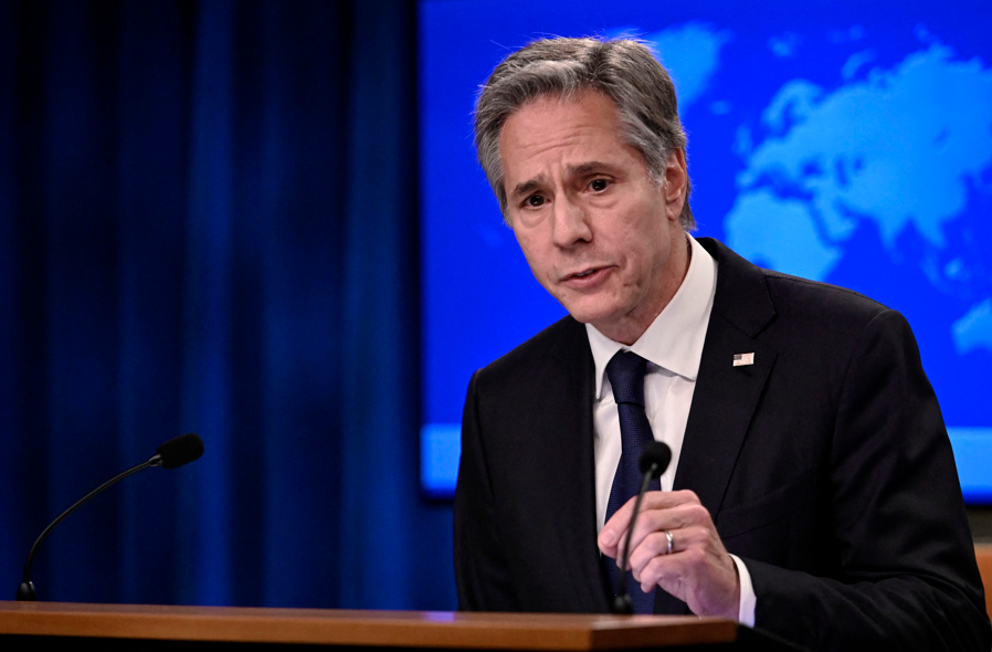 Blinken: Em gelekî nîgeran in ku rayedarên Îranê tundûtûjiya li dijî xwepêsanderan zêde kirine