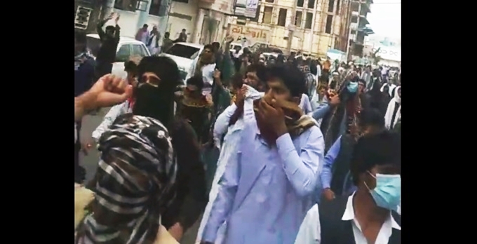 Li 6 bajarên Belûcistanê protestoyên rejîma Îranê: 3 kustî, 10 birîndar