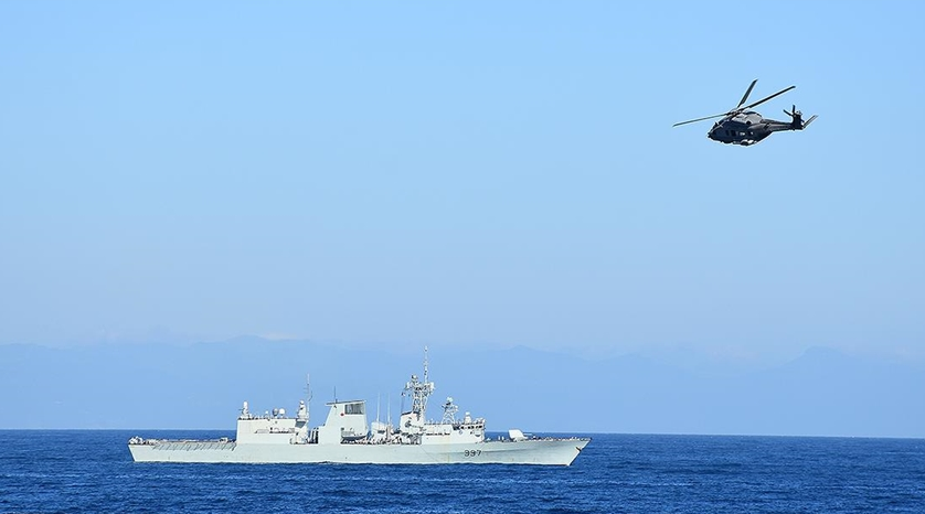 Fransayê, ligel wî welatî dest bi tetbîqata deryayî kir