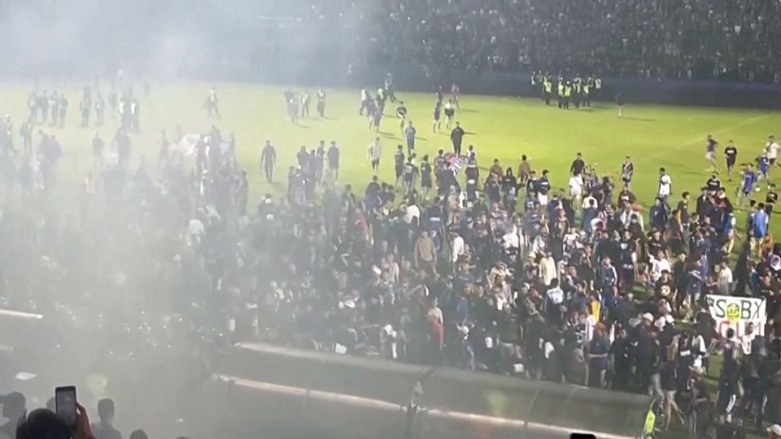 Di maça futbolê de 129 kes mirin