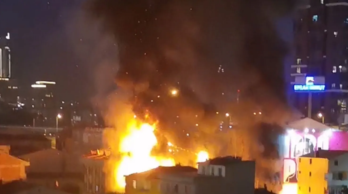 Li Stenbolê, teqîneke mezin çêbû: Mirî hene!