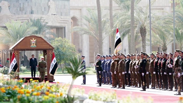 Serokwezîrê nû yê Iraqê bi fermî dest bi kar kir