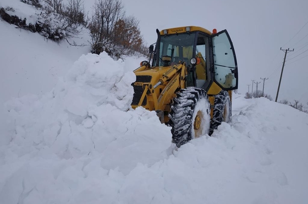 Li Xarpêtê gundên rêyên wan ji berfê girtîne giha 210an