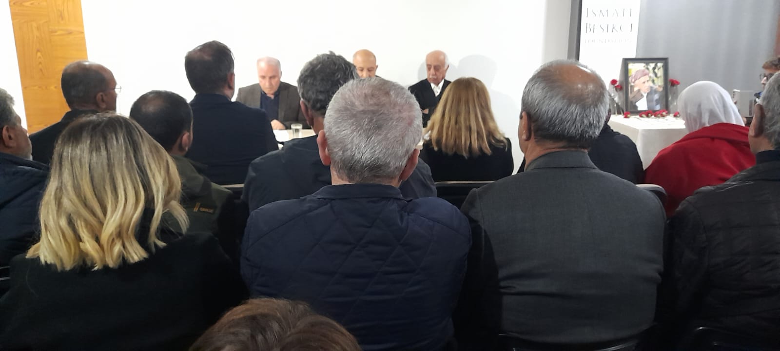 Helbestvan û siyasetmedarê Kurd Gurdilî di salvegera koça xwe de hat bibîranîn