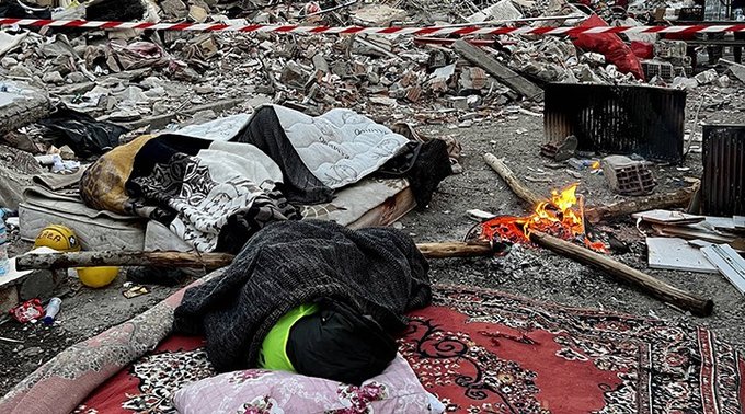 Karesata Erdhejê | Hejmara mirinan gihîst 24 hezar û 617 kesan