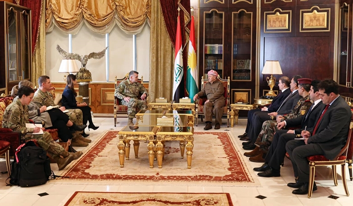 Serok Barzanî bi sanda hêzên Hevpeymaniya Navdewletî re civiya