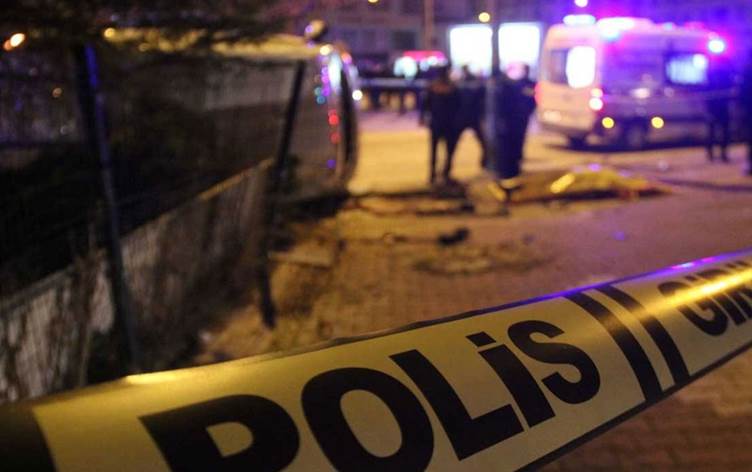 Dema ji mizgeftê derketin 6 kesan bi tivingan birîndar kirin