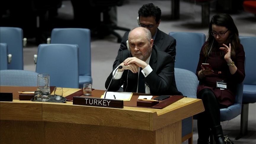 Guterres, Feridun Sinirlioglu ji bo koordînatoriya misyona Afganistanê ya taybet tayîn kir