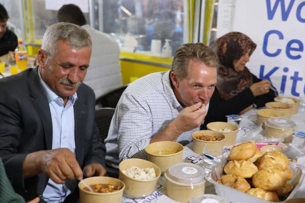 Balyozê Amerîkayê Flake: Dinya deynê xwe yê Tirkiyê dide