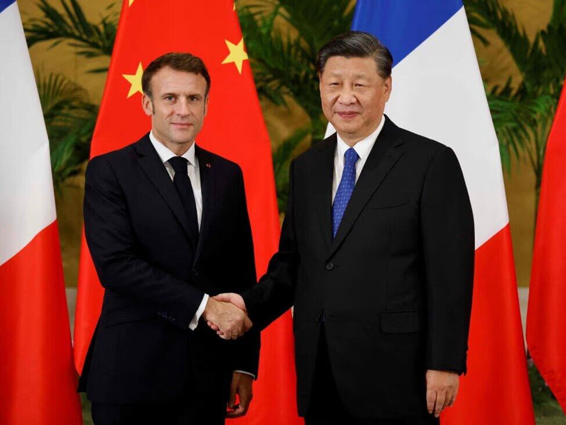 Serokê Fransa Macron ji bo seradana bi 3 rojan giha Pekînê