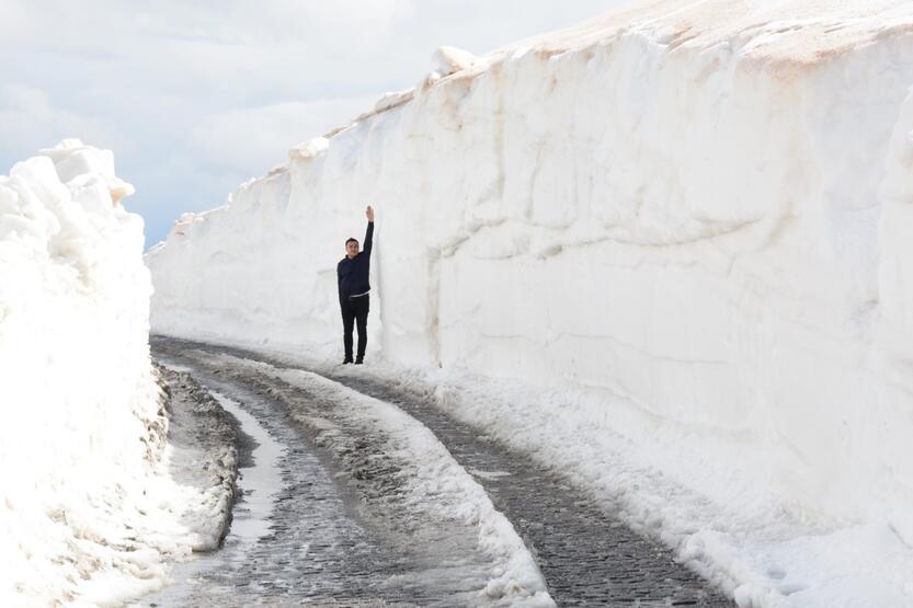 Berfa di rêya Gola Nemrûdê de gihaye 5 metreyan