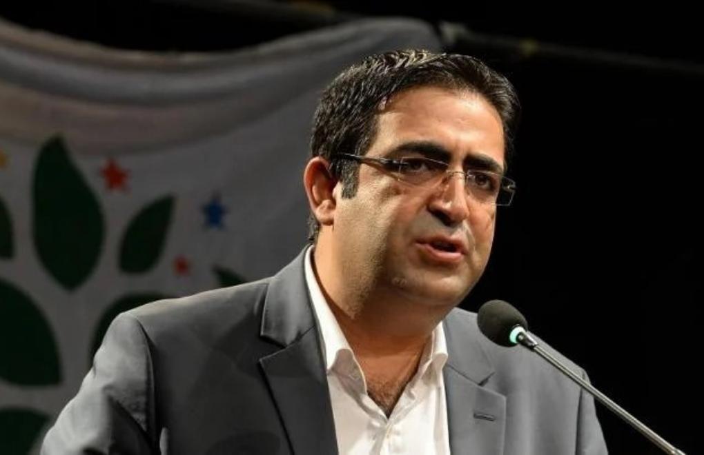 Parlamenterê berê yê HDPê Îdrîs Baluken ji girtîgehê derket