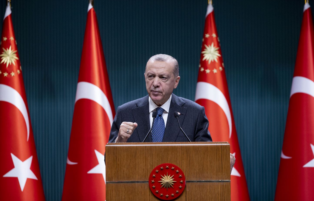 Erdogan serdana Diyarbekirê dike