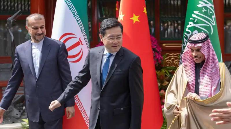 Wezîrên Erebistana Siûdî û Îranê pistî 7 salan civiyan