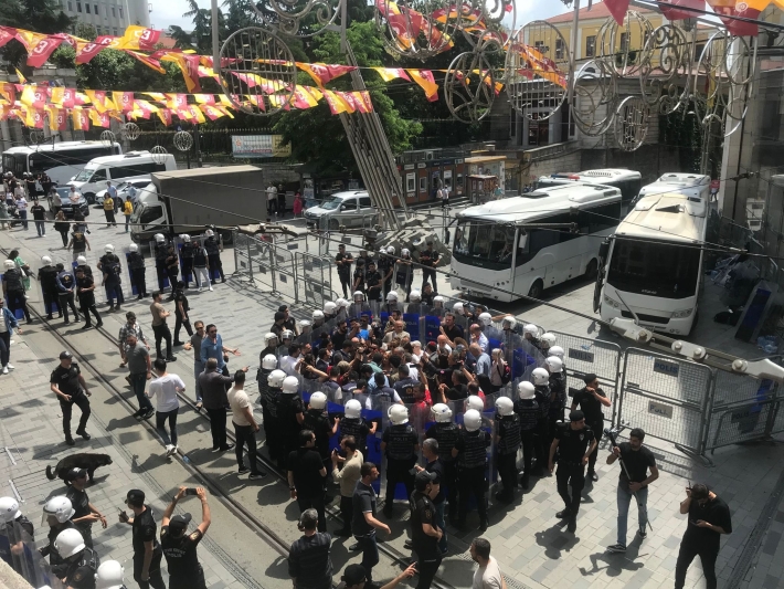 Polîs,vê hefteyê jî nehist Dayîkên Semiyê ragihandina çapemeniyê bikin