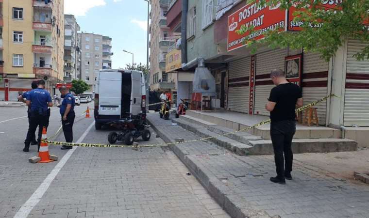 Li Diyarbekir du grûb li hev xistin: 3 brîndar hene