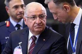 Wezîrê bergiriyê Yasar Güler li ser endamtiya Îsveçê ya NATOyê axifî