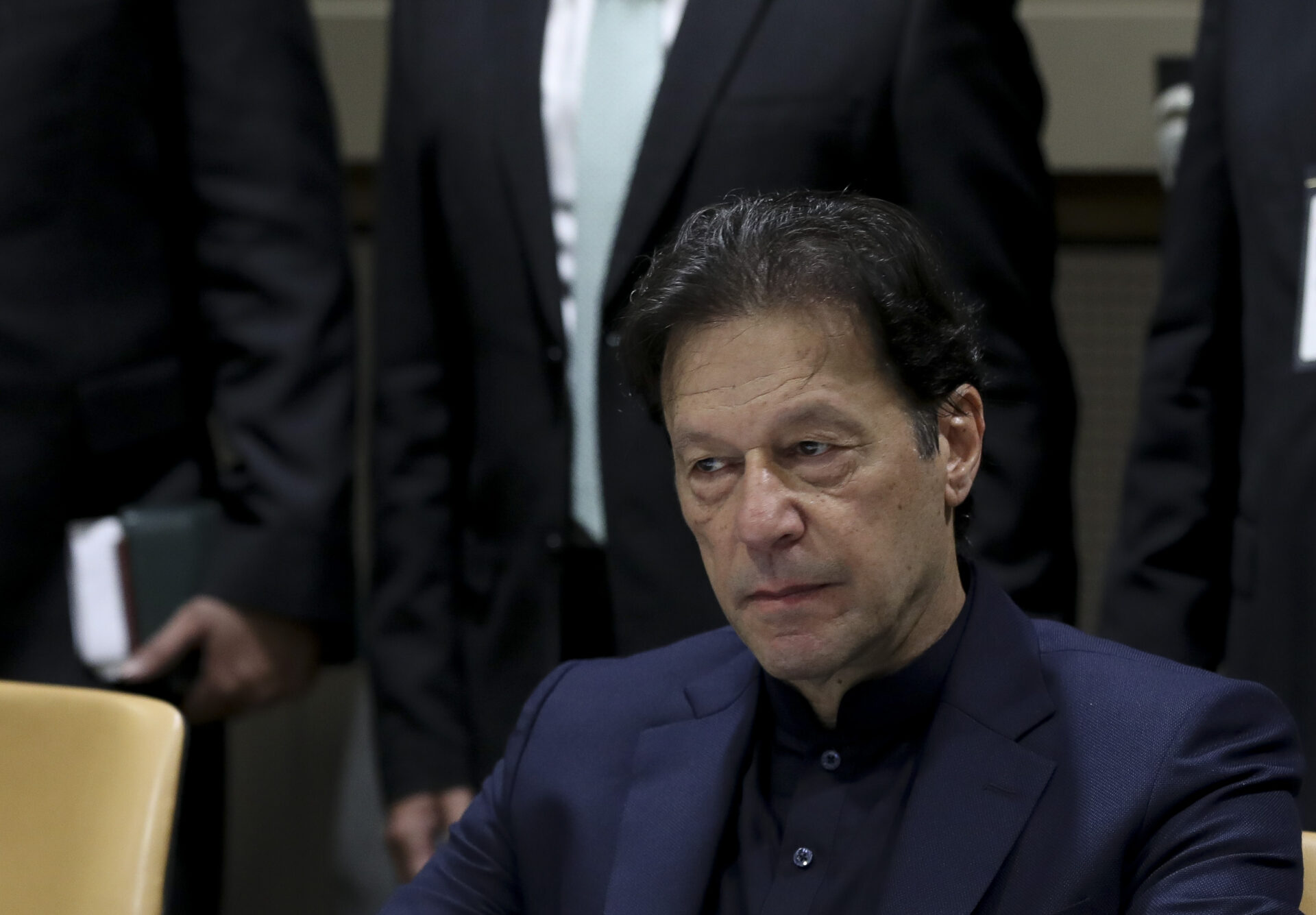 Îmran Xan bi kefalet berdan û ber bi Lahorê de ket ser rê