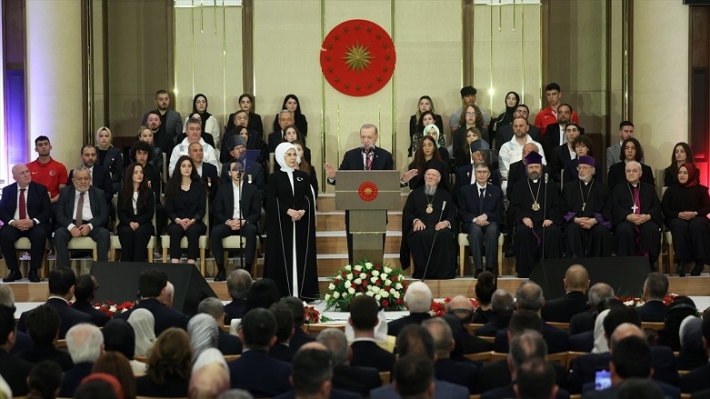 Erdogan, ji Sêx Ehmedê Xanî mînak da: ‘Mirov, nexsa ji pênûsa herî mezine’