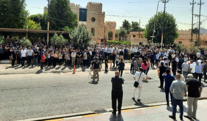 Li Ankawayê xirîstiyanan li dijî biryara Serokomarê Iraqê xwepêsandan li dar xist