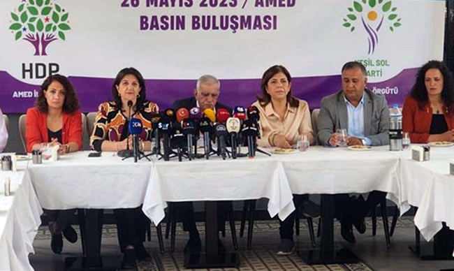 Buldan û Turk banga çûna ser sindoqan kir: Mesele ne Kilicdaroglu ye pêseroja Tirkiyê ye...
