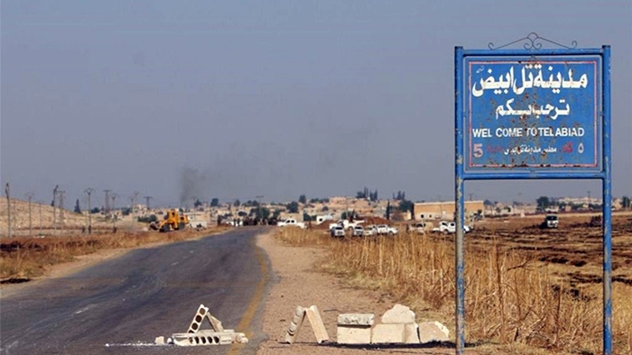 Li Girê Spî di navbera du komên çekdar de ser derket: Birîndar hene