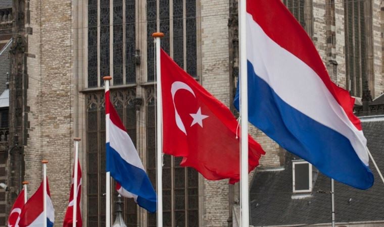 Rêveberiya Hollandayê bertek nîsanî ragesiya di dema dengdayînê de da: Nayê qebûlkirin!