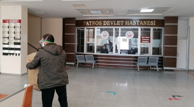 Li Agiriyê li ser arazî pev çûn lê 2 çawîsên pispor birîndar bûn