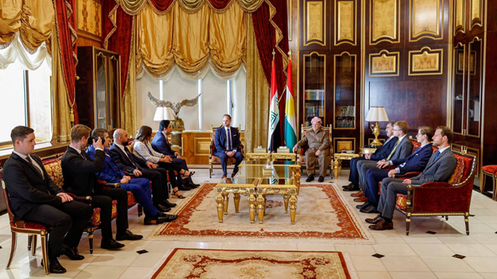 Serok Barzanî pêswazî li sanda Ciwanên Demokrat ên Cîhanê û Kongreya Ciwanên Kurd kir