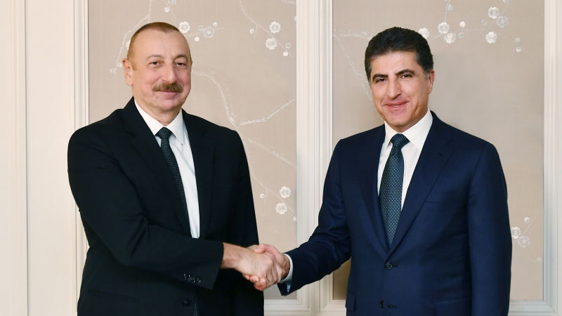 Nêçîrvan Barzanî û Îlham Aliyev civiyan