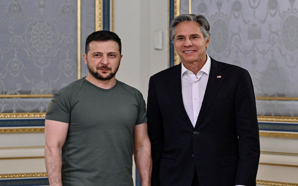 Wezîrê Amerîkayê, çû Kievê