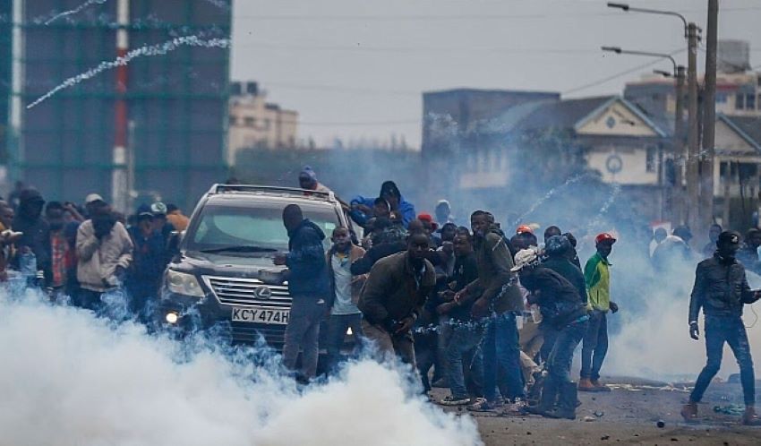 Wî welatî, xwepêsandanên opozîsyonê qedexe kirin