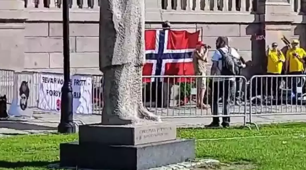 Li Norwêcê, li dijî Qurana Pîroz bêhurmetî hat kirin