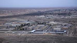 Bi dronên bombe barkirî êrîsê baregeha Amerîkayê ya Herîrê kirin