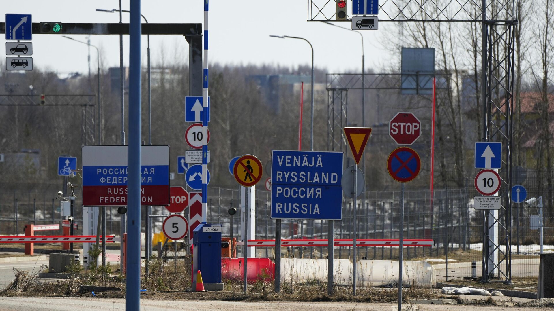 Finlandiya deriyên navbera xwe û Rûsyayê car din vedike