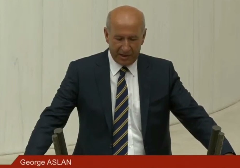 Di meclisa Tirkiyê de parlementerê Suryanî bi Suryanî axifî lê IYI Pati xwe nerazî kir