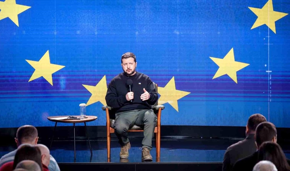 Zelenski: Di sala pêsiya me de em ê hilberîna 1 milyon doronan bikin