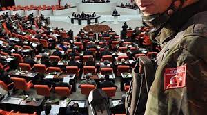 Leskerên Tirkiyê wê 2 salên din jî li Lîbyayê bimîne