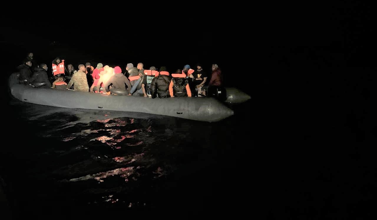 Li Deryaya Egeyê 186 koçber hatin girtin