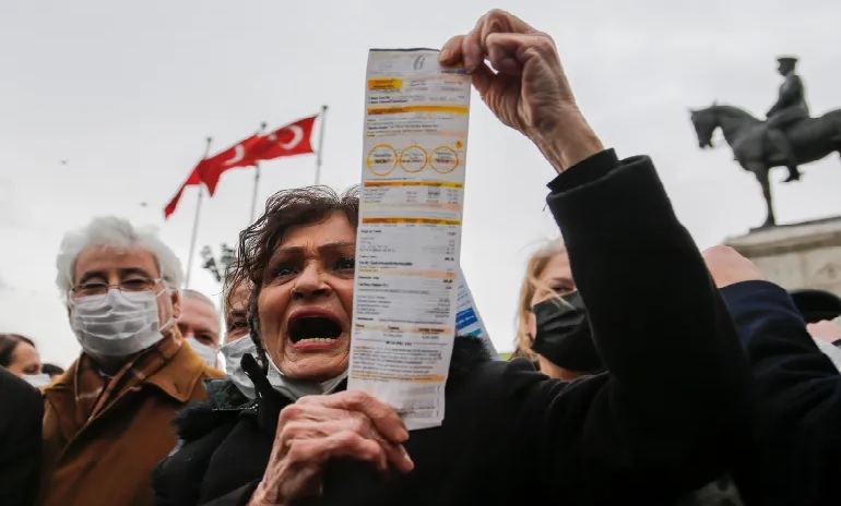 Enflasyona Tirkîyeyê:  Yan 64 yan 127