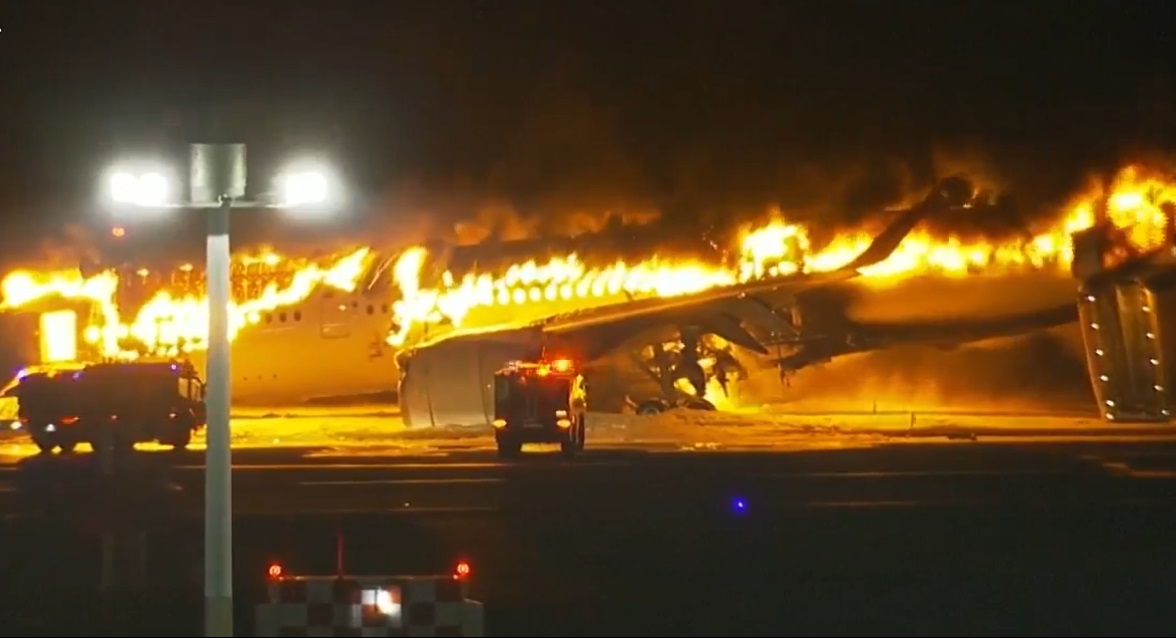 Li Japonyayê 2 froke li hev ketin