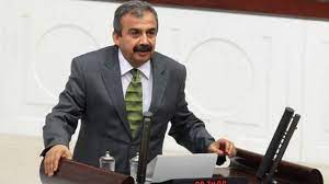 Fahrettin Koca: Rewsa tenduristiya wekîlê serokê meclisa Tirkiyê ya Sirri Süreyya Önder bas e.