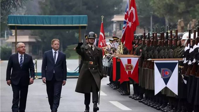 Tirkiye û Brîtanyayê nameya xurtkirina hevkariya berevaniyê îmze kir