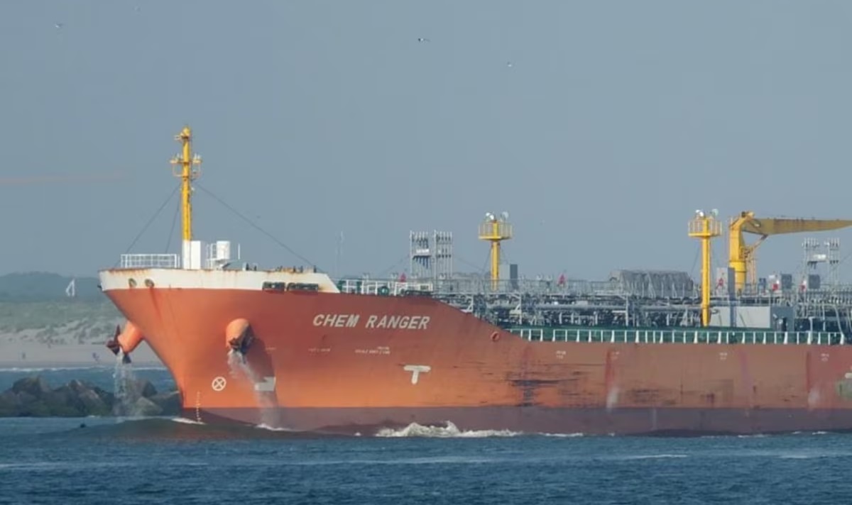 Hûsî: Me li kestiya DYAyê xist