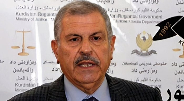 Siyasetmedarê Kurd: Komên milîs ji tirsa ku Amerika li Îranê bixe, pasde gav avêtin