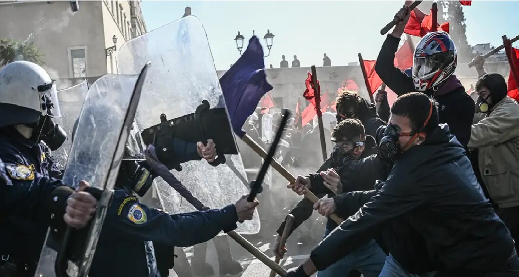 Li Yunanistanê xwendekar li dijî reforma perwerdehiyê daketin kolanan