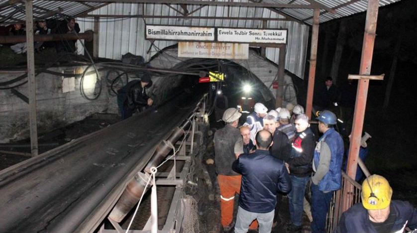 Li Tirkiyê kana komirê herifî: Karker di bin de man