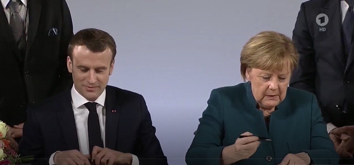 Macron û Merkelê ji bo ‘artêsa hevbes’ gava yekem avêtin