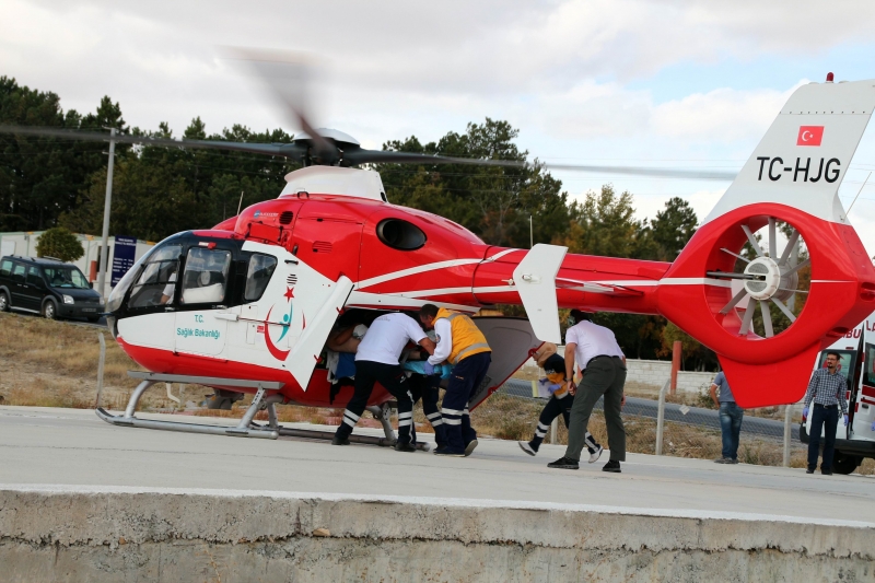 Saredarê nû rastî êrîsê hat, bi helîkopterê rakirin nexwesxanê