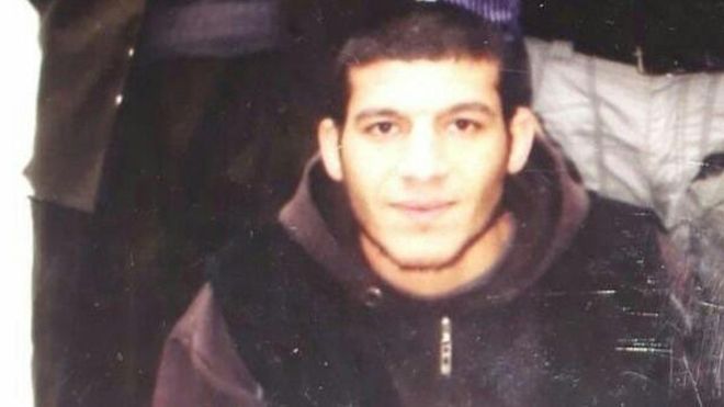 Çalakvanekî di greva birçîbûnê da ji bo 'tecrîda li ser Ocalan rabe' dawî li jîyana xwe anî